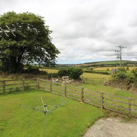 Holiday home Sunnywell